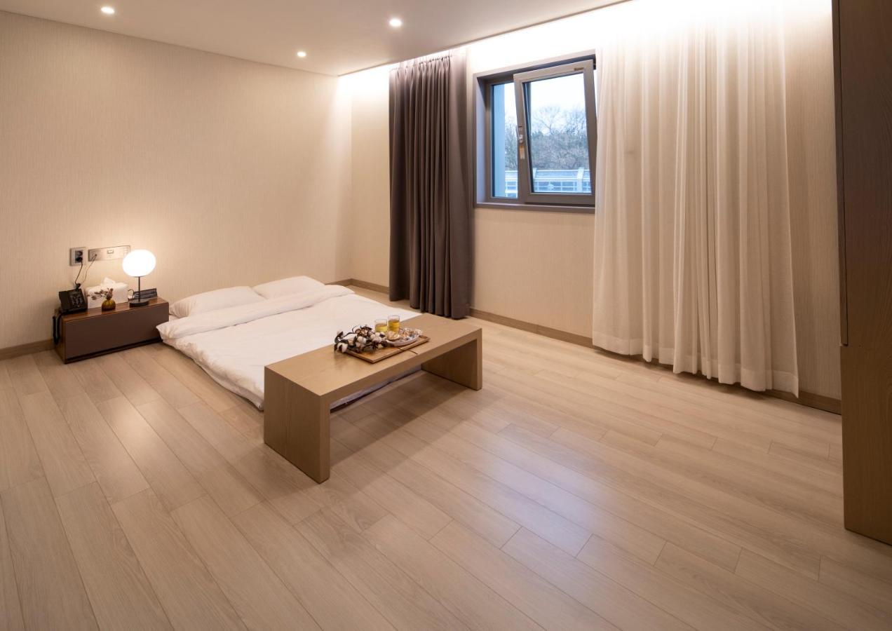 Centro Hotel Chilgok Екстериор снимка