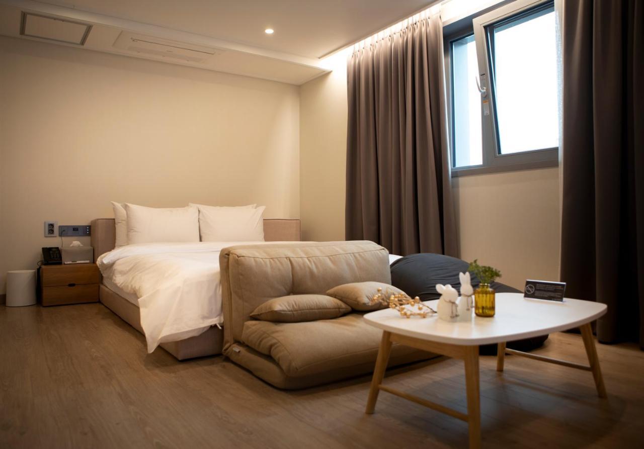 Centro Hotel Chilgok Екстериор снимка