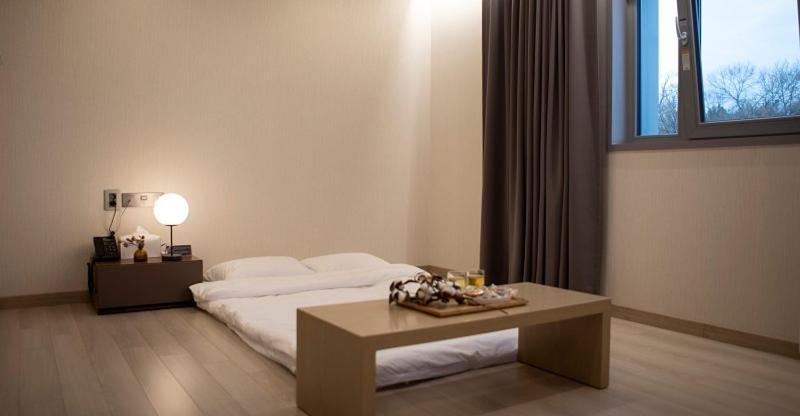 Centro Hotel Chilgok Екстериор снимка
